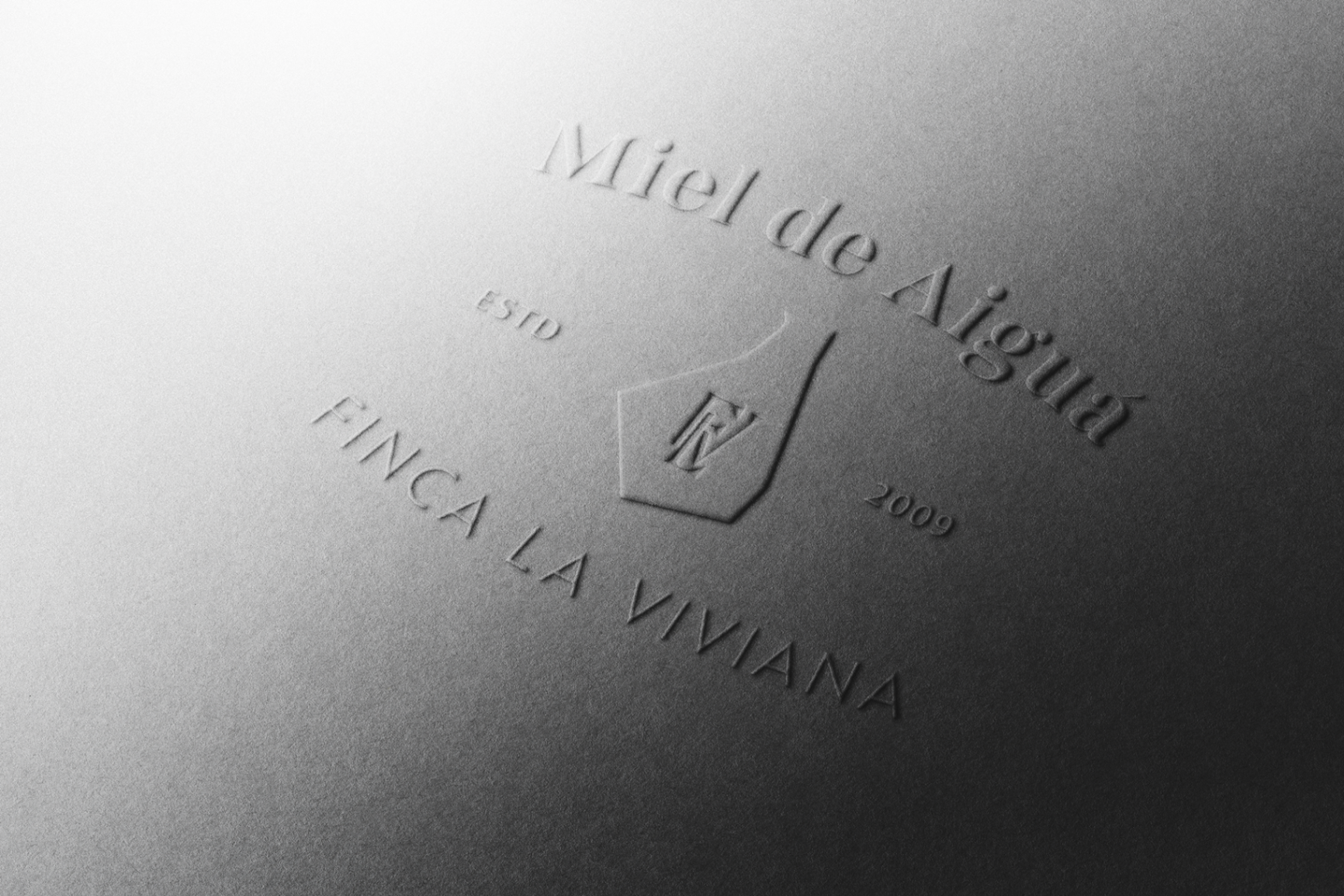 Miel de Aiguá embossed seal